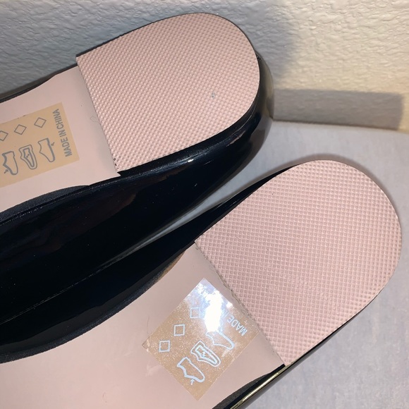 Never worn, black & white flats, UK size 6 - Picture 13 of 14